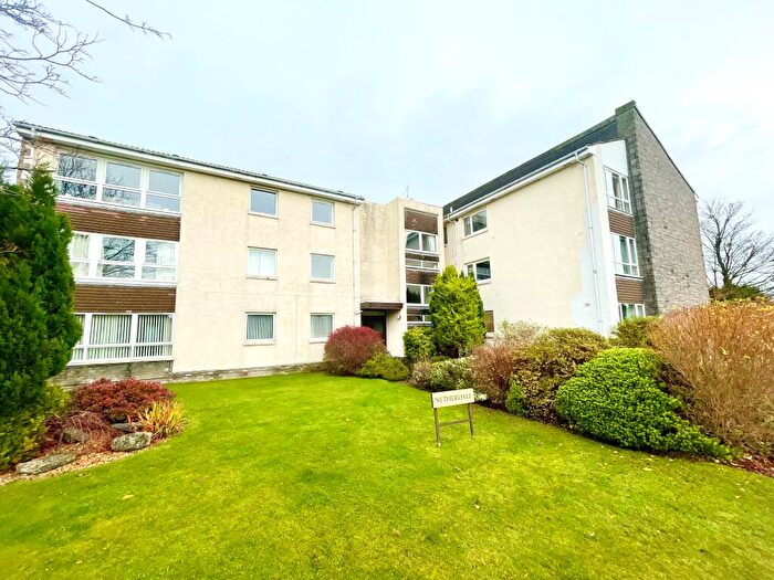 2 Bedroom Flat To Rent In Netherdale, Kirkvale Court, G77