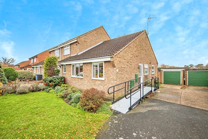 2 Bedroom Semi Detached Bungalow For Sale In Acorn Close, Ipswich, IP2