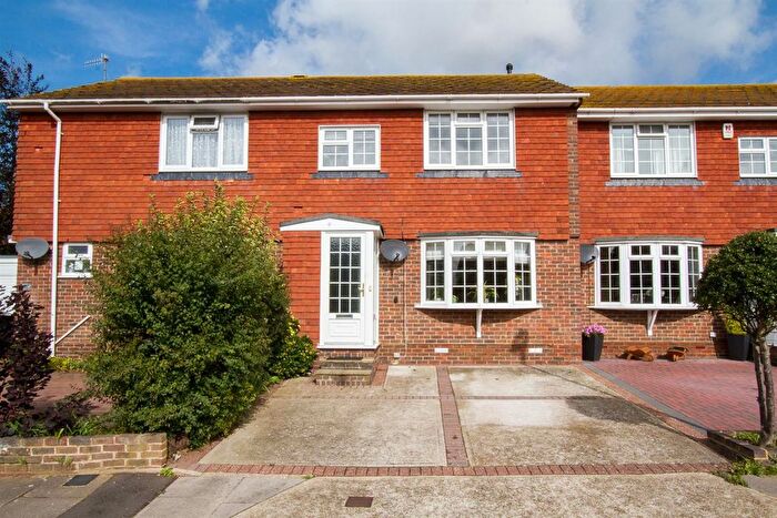 3 Bedroom Terraced House For Sale In North Camp Lane, Seaford, BN25