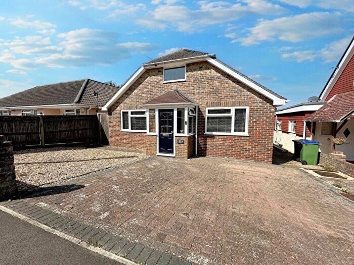 3 Bedroom Detached Bungalow For Sale In Cissbury Avenue, Peacehaven, BN10