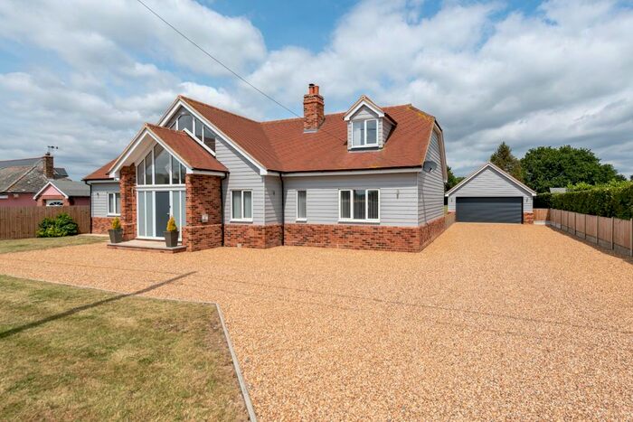 5 Bedroom Detached House For Sale In Trusses Road, Bradwell-On-Sea, Southminster, CM0
