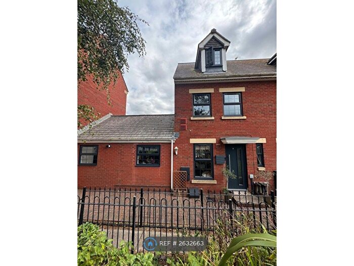 3 Bedroom Semi-Detached House To Rent In Powlesland Road, Alphington, Exeter, EX2