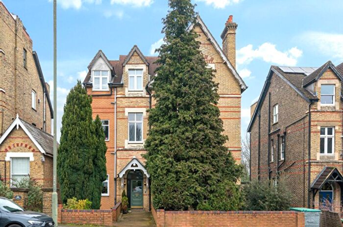 2 Bedroom Apartment For Sale In Crystal Palace Park Road, London, SE26