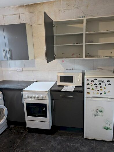 2 Bedroom Terraced House To Rent In Raby Street, Sheffield, South Yorkshire, S9