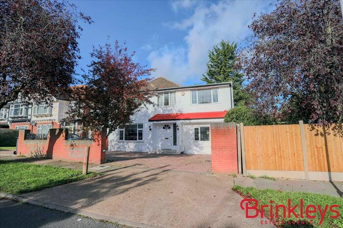 5 Bedroom Detached House To Rent In Ullswater Crescent, Kingston Vale, Putney, SW15