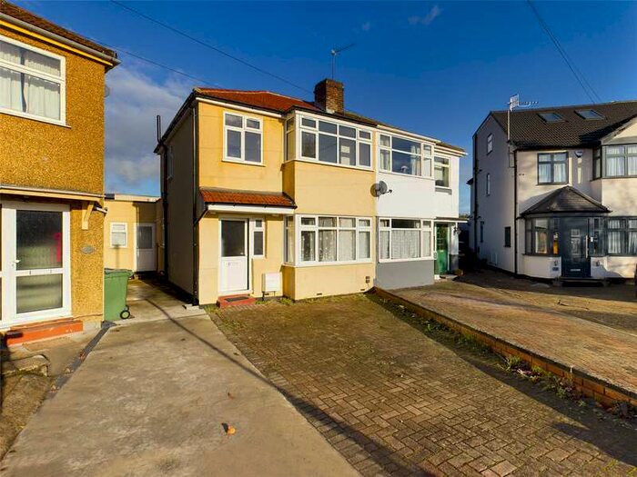 4 Bedroom Semi-Detached House To Rent In Aldridge Avenue, Stanmore, HA7