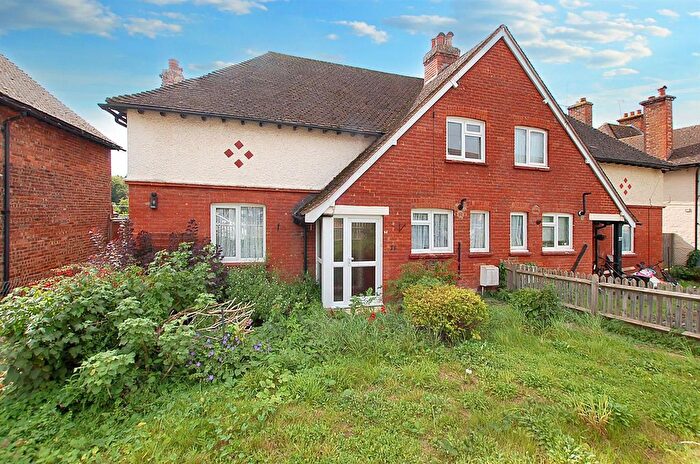3 Bedroom Semi-Detached House For Sale In Clare Avenue, Tonbridge, TN9