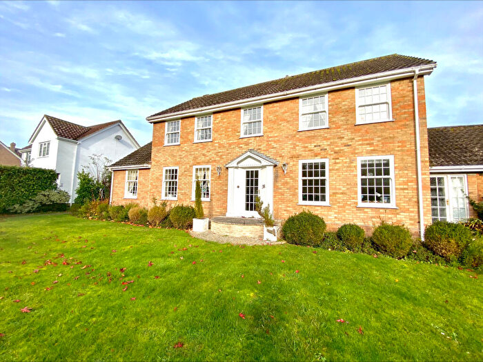 5 Bedroom Detached House To Rent In Harefield, Long Melford, CO10