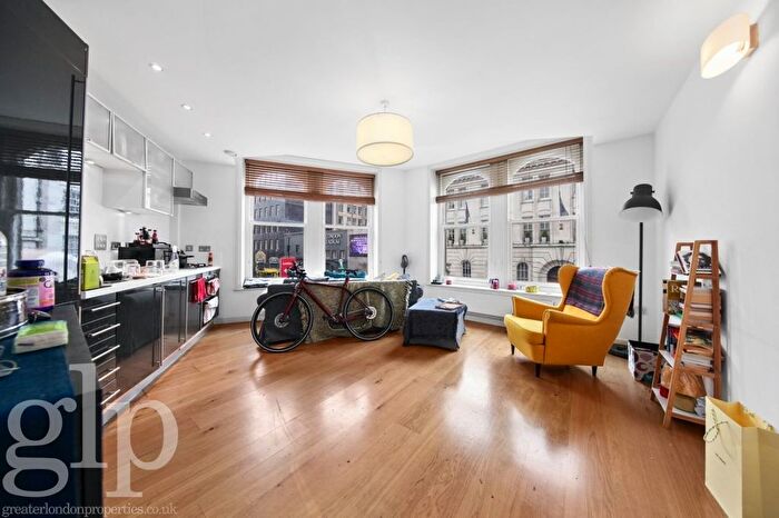 1 Bedroom Flat To Rent In Great Marlborough Street, London, Greater London, Soho, W1F