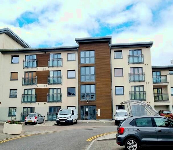 2 Bedroom Flat To Rent In St Margarets Court, Swansea, SA1