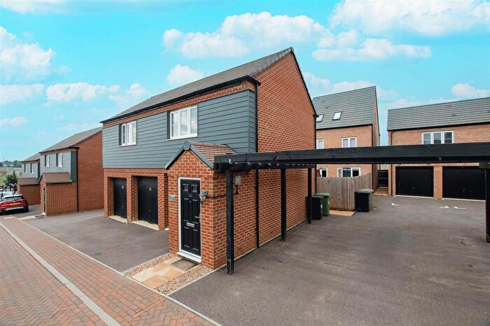 2 Bedroom Property To Rent In Ivatt Avenue, Wellingborough, NN8