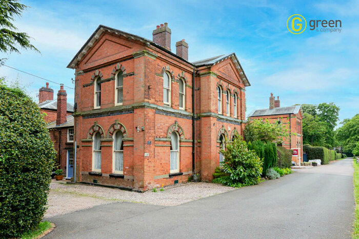 3 Bedroom Mews For Sale In Canwell Drive, Canwell, B75