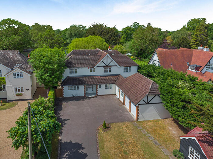 5 Bedroom Detached House For Sale In Dorney Reach Road, Maidenhead, SL6