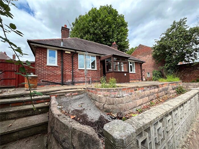 2 Bedroom Bungalow To Rent In Park Drive, Ilkeston, Derbyshire, DE7