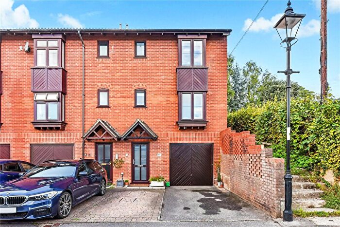 3 Bedroom End Of Terrace House For Sale In Crowder Terrace, Winchester, SO22