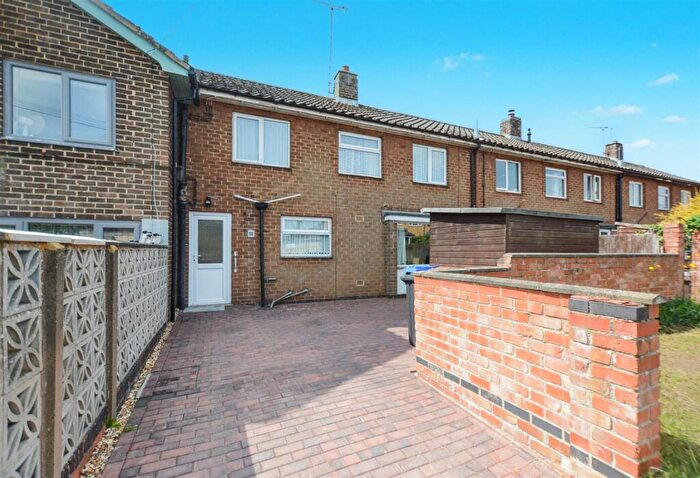 3 Bedroom Terraced House For Sale In St. Chads Close, Draycott, DE72