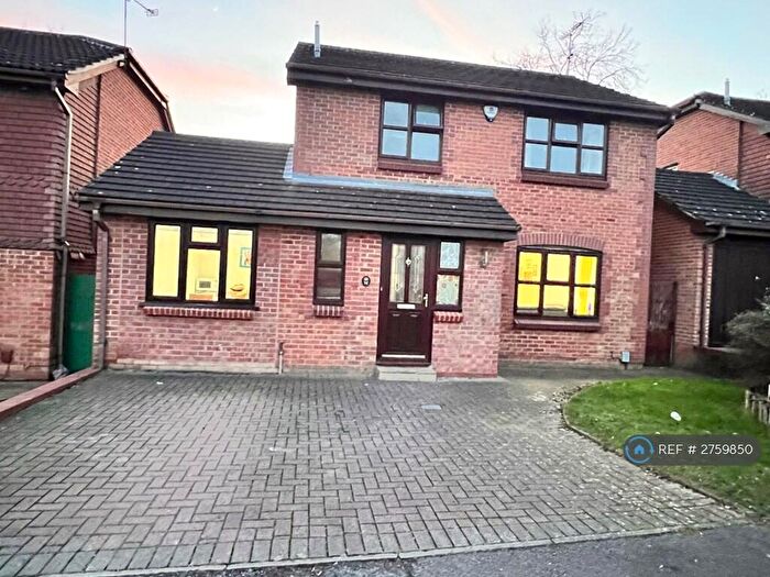 3 Bedroom Detached House To Rent In Fleetham Gardens, Lower Earley, Reading, RG6