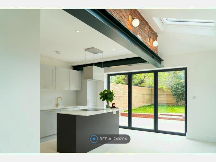 4 Bedroom Terraced House To Rent In Salisbury Avenue, Colchester, CO3