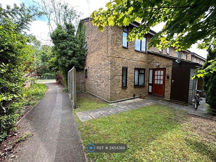 Studio To Rent In Clarendon Close, Abingdon, OX14