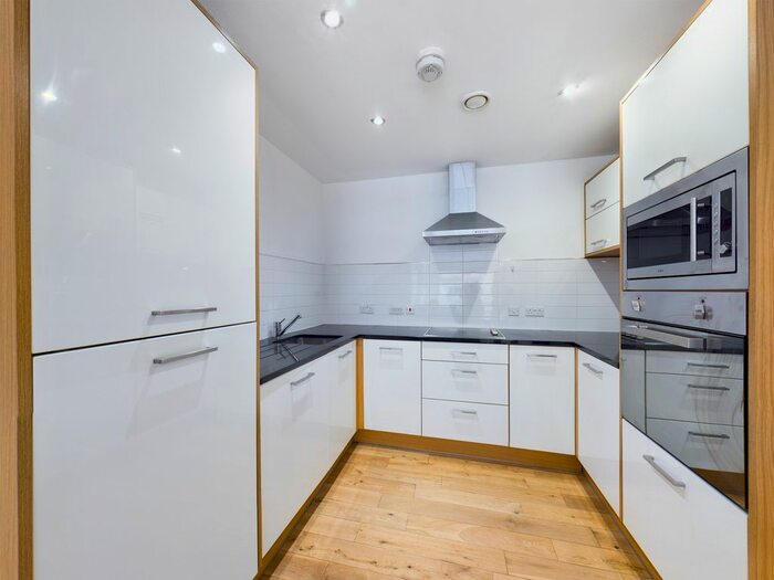 2 Bedroom Flat To Rent In The Sawmill, Dock Street, HU1