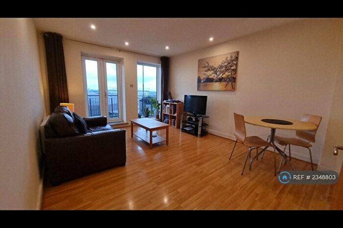 2 Bedroom Flat To Rent In Central House, London, E15