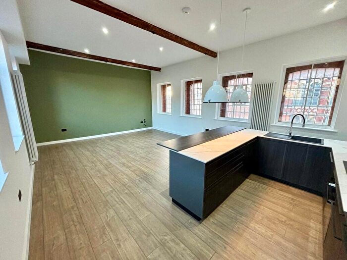 2 Bedroom Apartment For Sale In Graham Street, Birmingham, B1