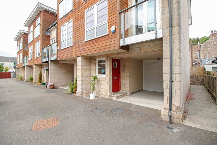 3 Bedroom Town House To Rent In Avenue Mews, Bridge Of Allan, FK9