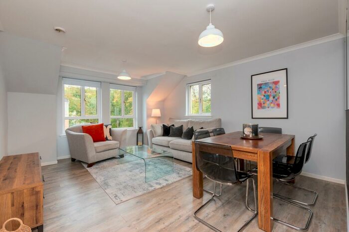 2 Bedroom Apartment To Rent In Cartbank Grove, Flat /, Cathcart, Glasgow, G44