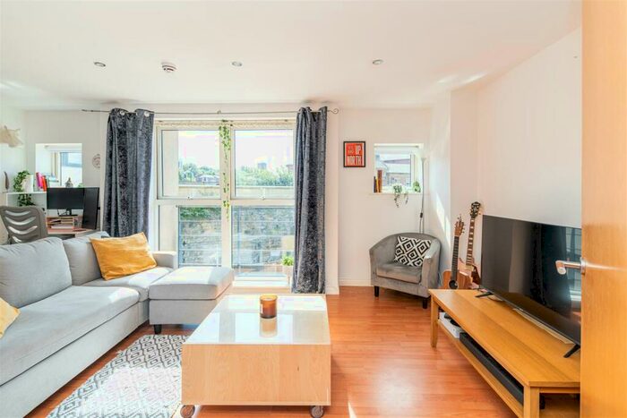 2 Bedroom Apartment To Rent In Curzon Place, Quayside, Gateshead, Tyne And Wear, NE8