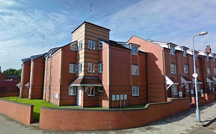 4 Bedroom House To Rent In Dawlish Road, Selly Oak, West Midlands, B29