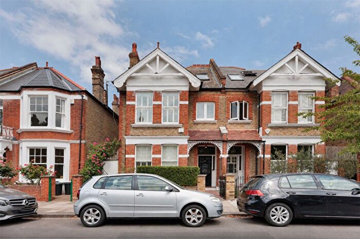 5 Bedroom Semi-Detached House For Sale In Clarendon Drive, London, SW15