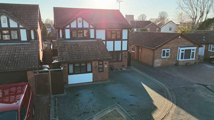 4 Bedroom Detached House For Sale In Burkeston Close, Kemsley, Sittingbourne, ME10