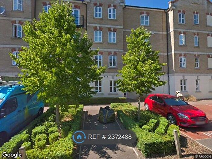 2 Bedroom Flat To Rent In Masters House, Aylesbury, HP21