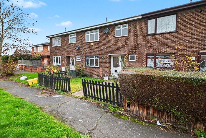 3 Bedroom Terraced House For Sale In Harvest Road, Canvey Island, SS8