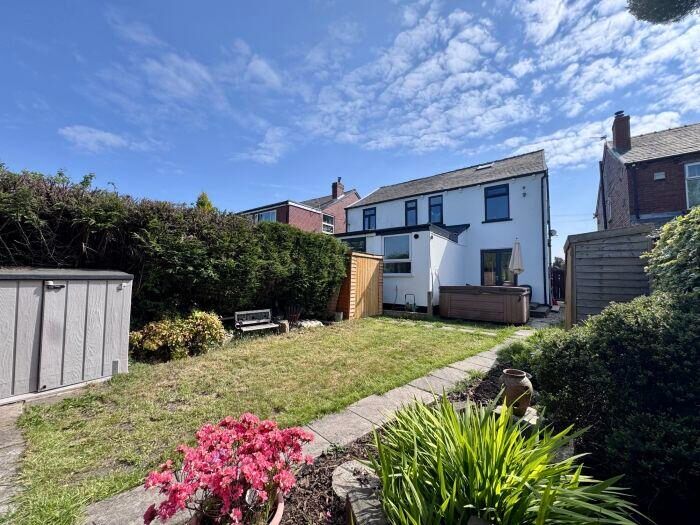 3 Bedroom Semi-Detached House For Sale In St. Helens Road, Bolton, BL5