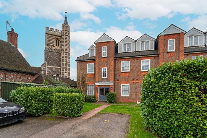 1 Bedroom Flat For Sale In Marlborough Road, Watford, Hertfordshire, WD18