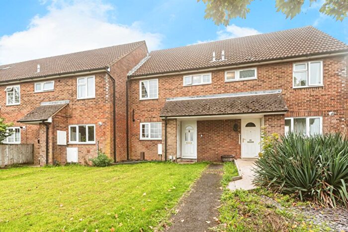 2 Bedroom Terraced House For Sale In Bernstein Road, Basingstoke, RG22