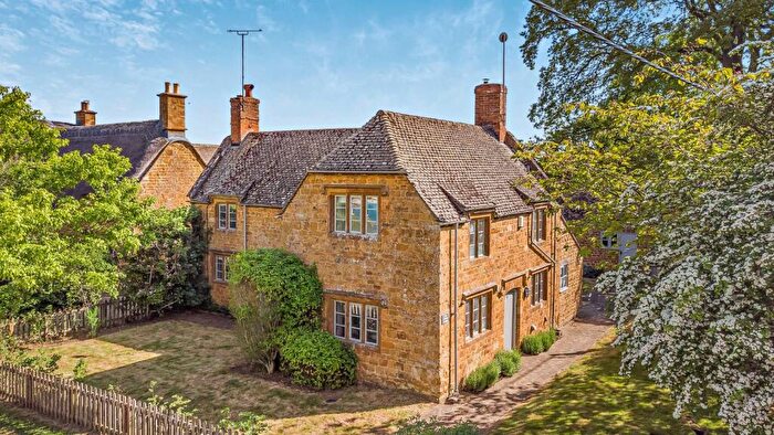 3 Bedroom Detached House For Sale In Over Worton, Chipping Norton, Oxfordshire, OX7