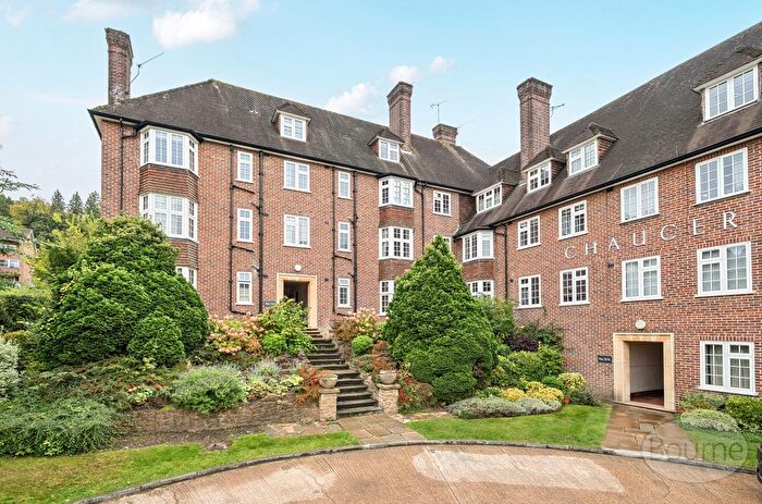 1 Bedroom Flat For Sale In Chaucer Court, Portsmouth Road, Guildford, Surrey, GU2