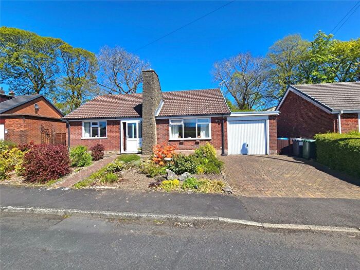 3 Bedroom Detached Bungalow For Sale In Moss Close, Helmshore, Rossendale, BB4