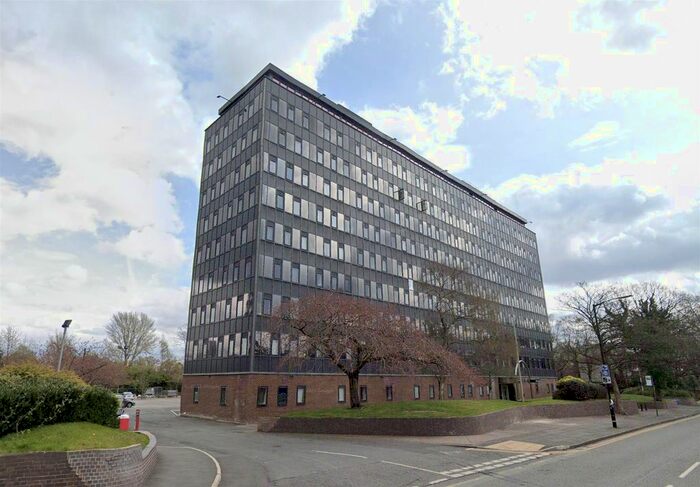 2 Bedroom Flat To Rent In Seymour Grove, Manchester, M16
