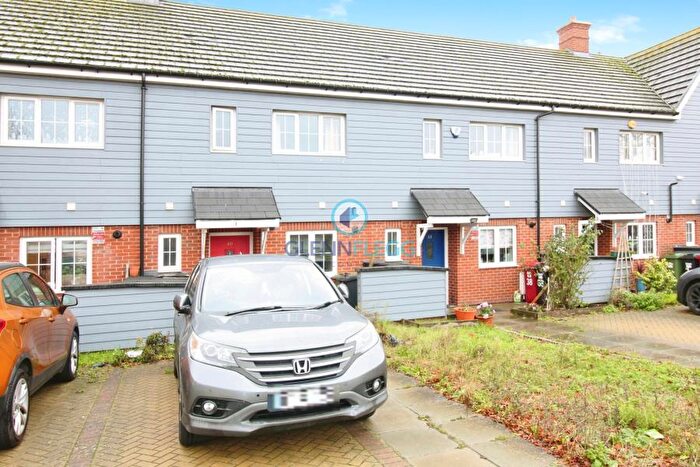 3 Bedroom Terraced House To Rent In Maurendon Green, Slough, SL2