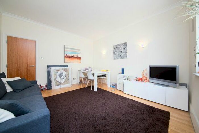 1 Bedroom Flat To Rent In West Block, Forum Magnum Square, London, SE1