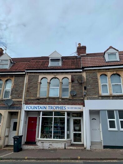 2 Bedroom Flat To Rent In Clouds Hill Road, St. George, Bristol, BS5