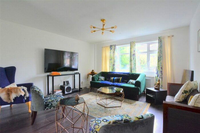 4 Bedroom Terraced House To Rent In Glenforth Street, Greenwich, SE10