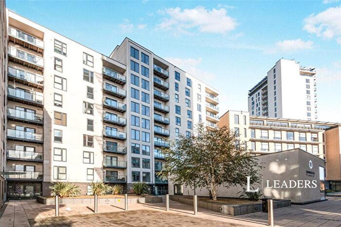 1 Bedroom Flat To Rent In Guildford Road, Woking, Surrey, GU22