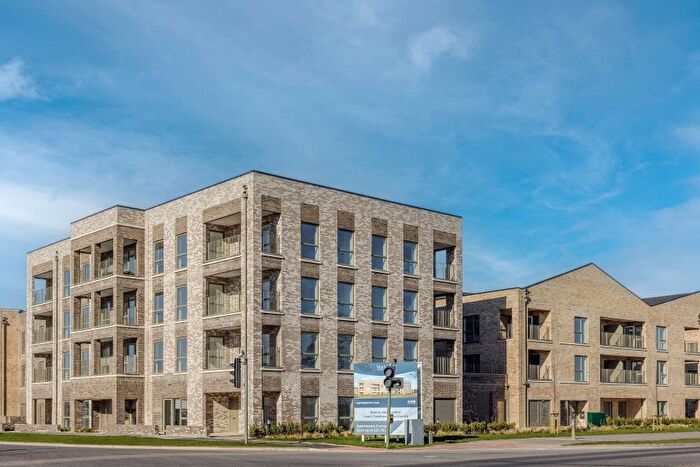 1 Bedroom Apartment For Sale In Newmarket Road, Cambridge, CB5