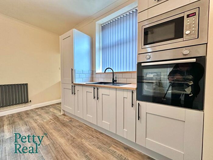 3 Bedroom Terraced House For Sale In Cotton Tree Lane, Colne, BB8