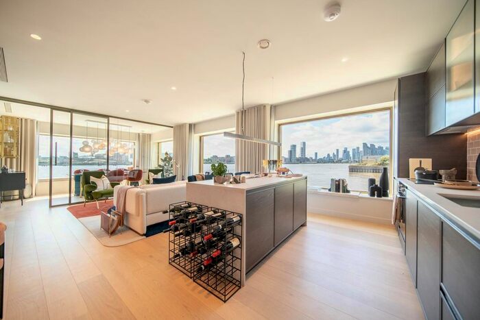 1 Bedroom Flat To Rent In Docker Building, Riverscape, London, E16