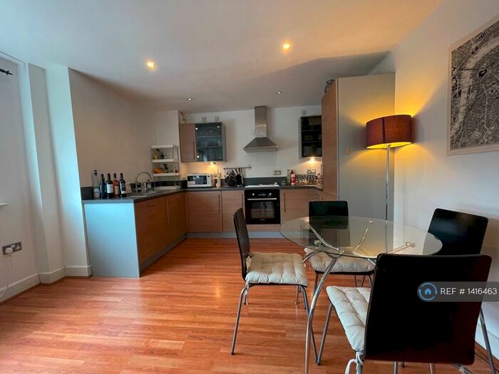 2 Bedroom Flat To Rent In John Ruskin Street, London, SE5